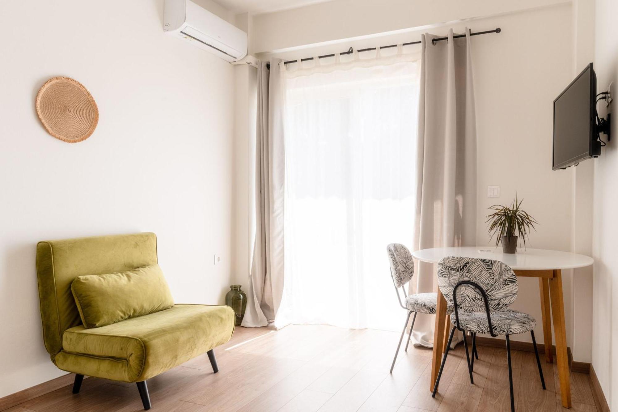 Senaon Urban Living City Center Candia Esterno foto