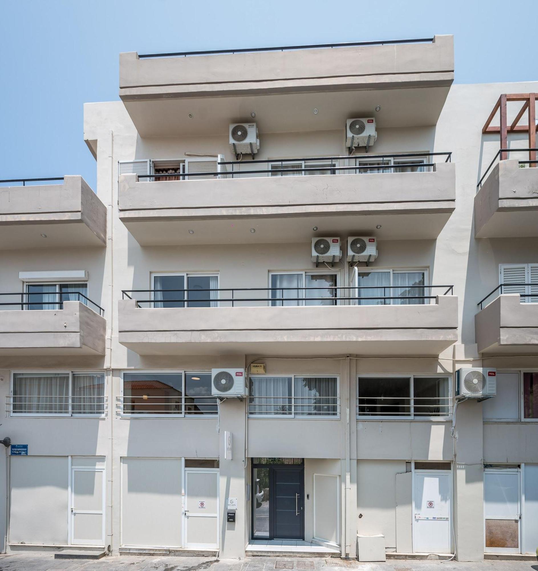 Senaon Urban Living City Center Candia Esterno foto
